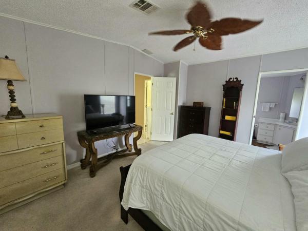 1998 Merit Manufactured Home