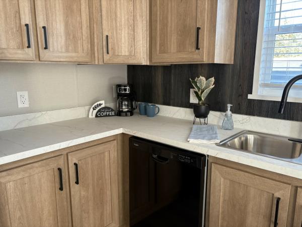 2025 Champion Home Builders, Inc. mobile Home