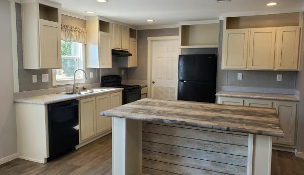 2022 American Homestar Corp Oak Creek Mobile Home