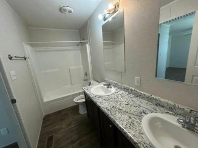 Photo 4 of 17 of home located at 660 Maxey Road Space 169 Houston, TX 77013