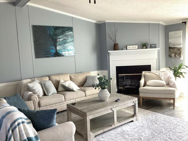 1995  Mobile Home For Sale