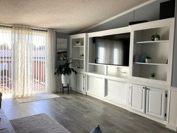 1995 Crown Regis MY9640389ABF Mobile Home