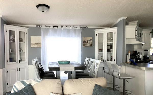 1995  Mobile Home For Sale