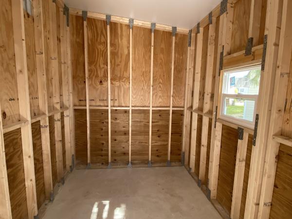 2026 Champion Homes SIG4522A Signature Series Mobile Home