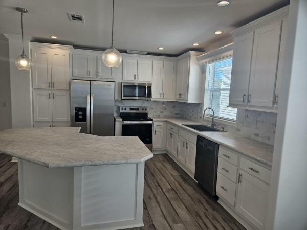 2025 Skyline LE5006A Mobile Home