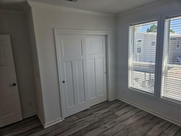 2025 Skyline LE5006A Mobile Home