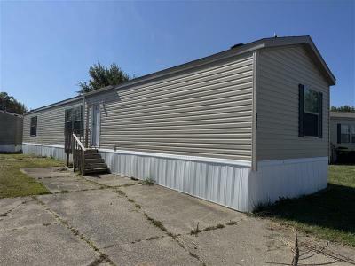 Mobile Home at 2220 Dunkelburg Rd Lot#620 Fort Wayne, IN 46819