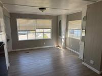 1979 Hillcrest Manufactured Home