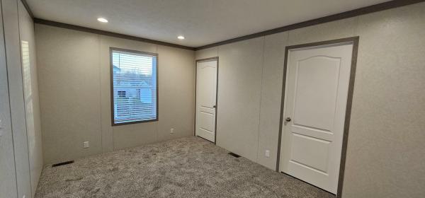 2023 Clayton Pulse 6016-711  Home