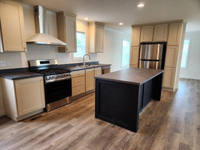 Mobile Home at 655 Oregon Belleville, MI 48111