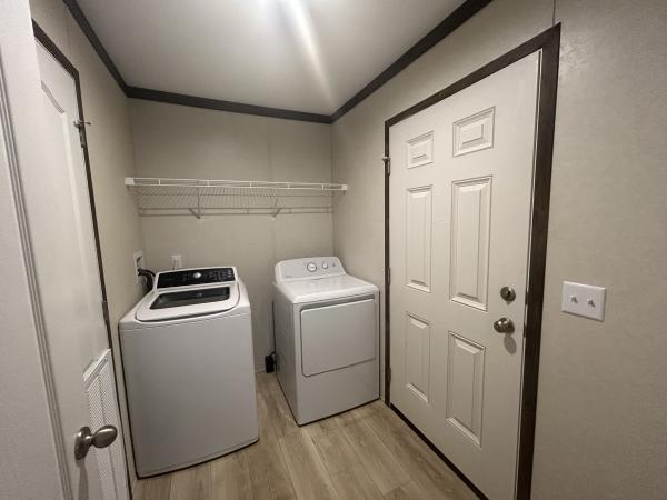 2023 Clayton Pulse 5628-E787  Home
