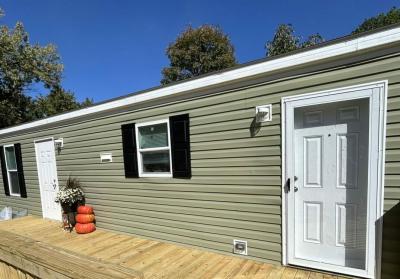 Mobile Home at 2013 Jefferson Sellersburg, IN 47172