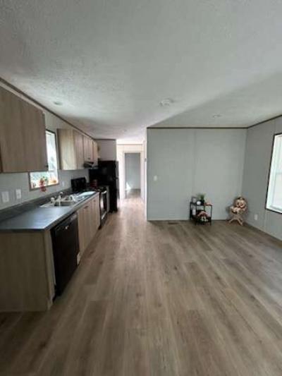 Photo 3 of 4 of home located at 2013 Jefferson Sellersburg, IN 47172