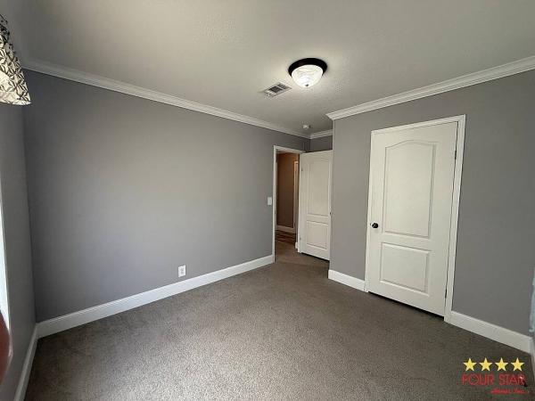 2081 FLEE Mobile Home For Sale