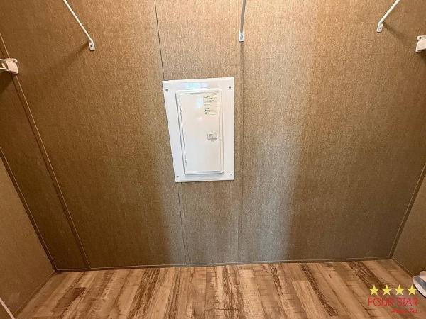 2081 FLEE Mobile Home For Sale