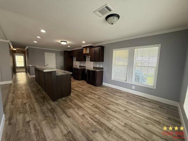 2081 FLEE Mobile Home For Sale