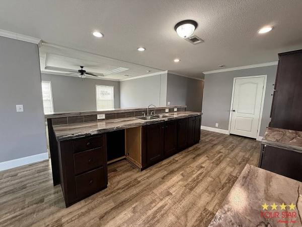 2081 FLEE Mobile Home For Sale