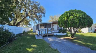 Photo 2 of 18 of home located at 2163 Cr 740 Webster, FL 33597