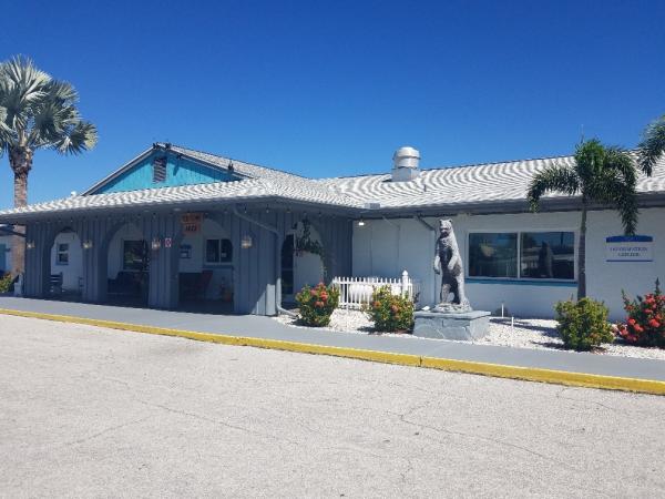 1985 Skyline Manufactured Home