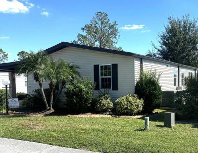 Mobile Home at 4637 Cedarbrooke Way Lot #392 Lakeland, FL 33801