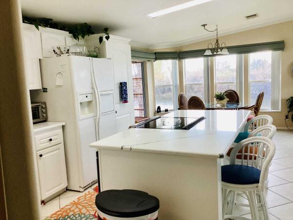 2002 PALM Manufactured Home