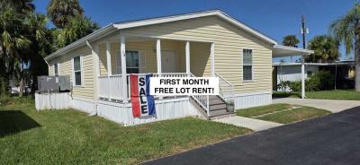 Mobile Home at 900 9th Avenue East Lot 14 Palmetto, FL 34221