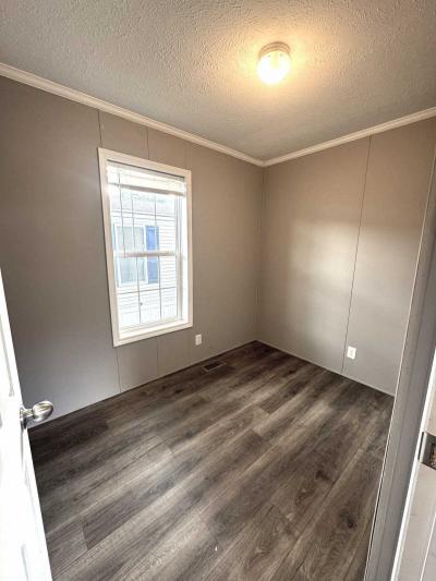 Photo 5 of 12 of home located at 534 E 37th Ave #11 Hobart, IN 46342