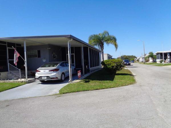 1983 TWIN Manufactured Home