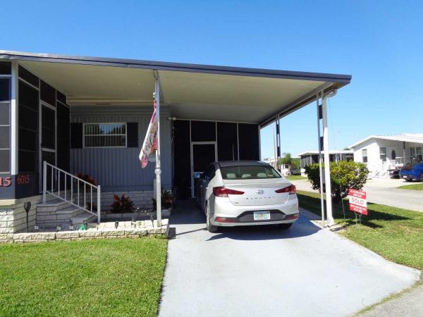 1983 TWIN Manufactured Home