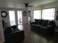 1983 TWIN Manufactured Home