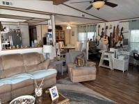 1985 Barrington DOUBLEWIDE Mobile Home