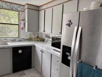 1985 Barrington DOUBLEWIDE Mobile Home