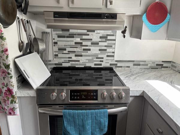 1985 Barrington Mobile Home For Sale