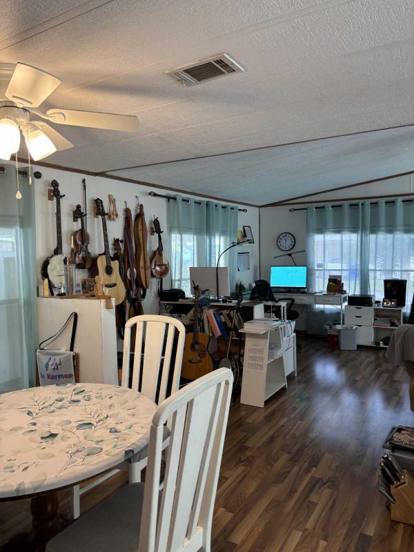 1985 Barrington Mobile Home For Sale