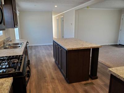 Photo 3 of 9 of home located at 194 Kingsway Dr North Mankato, MN 56003