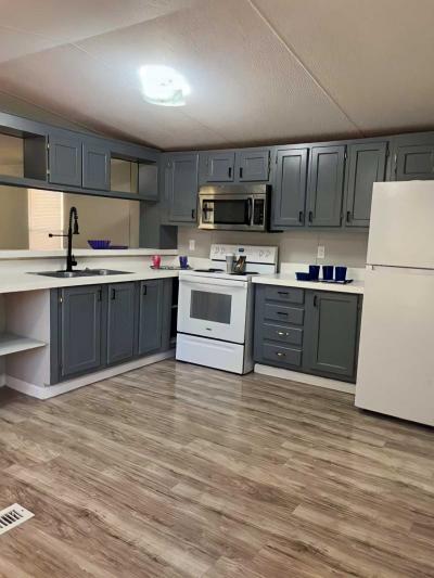 Mobile Home at 777 E Yerby St #52 Marshall, MO 65340