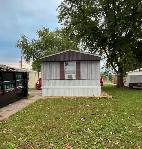 1990 Mobile Home
