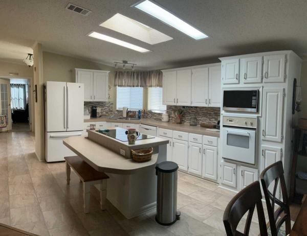 1998 Palm Harbor Homes Mobile Home