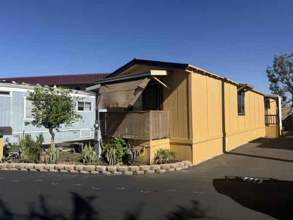 1980 Roberts Home  Mobile Home For Sale