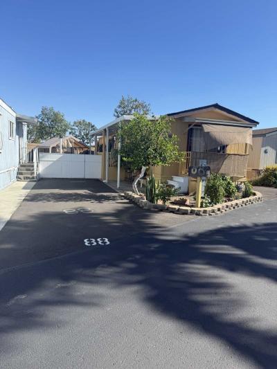 Photo 2 of 3 of home located at 1517 N Newhope St. # 88 Santa Ana, CA 92703