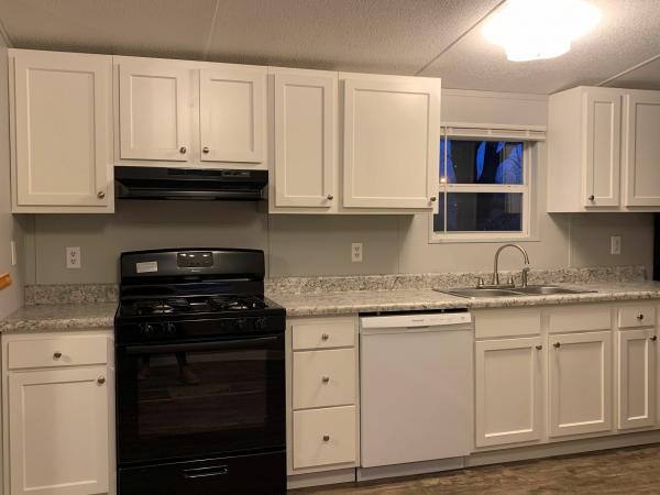 2007 Clayton Homes Inc Mobile Home For Sale