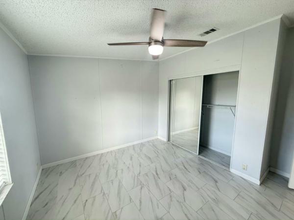 1998 Homes of Meritt Mobile Home For Sale
