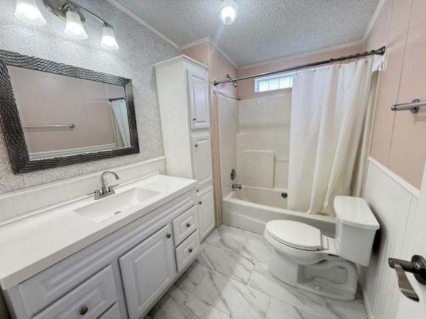 1998 Homes of Meritt Mobile Home For Sale