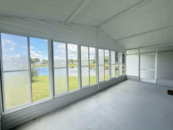 1998 Homes of Meritt Mobile Home For Sale