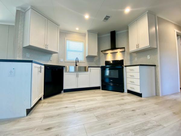 2025 Champion NM1676C1676H32A6B Mobile Home