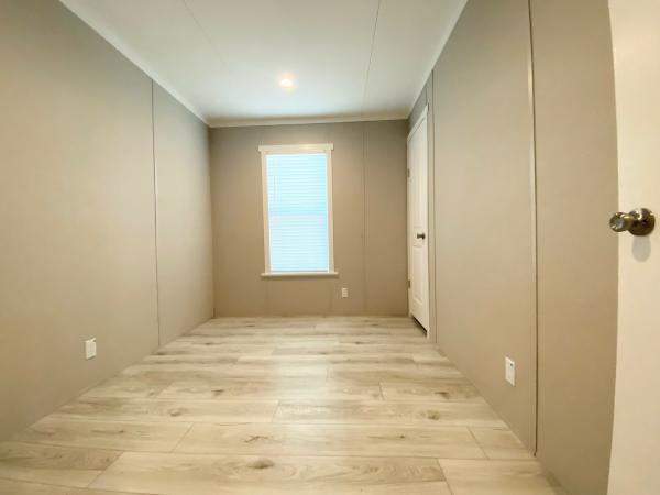 2025 Champion NM1676C1676H32A6B Mobile Home