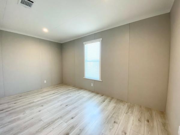 2025 Champion NM1676C1676H32A6B Mobile Home