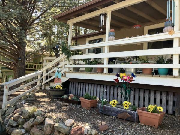 1985 CAVCO Mobile Home For Sale