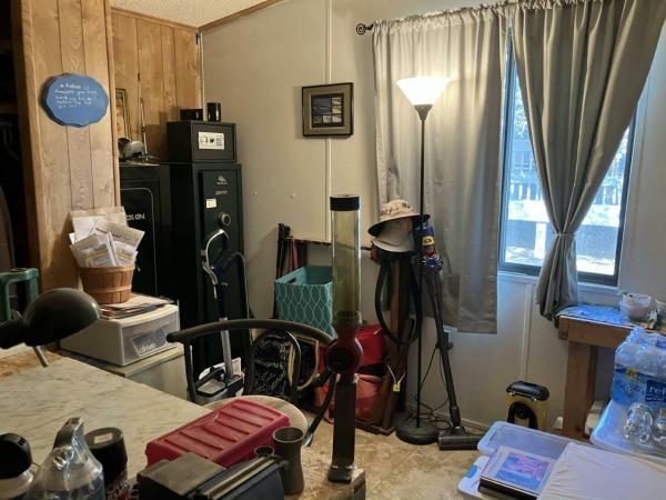 1985 CAVCO Mobile Home For Sale