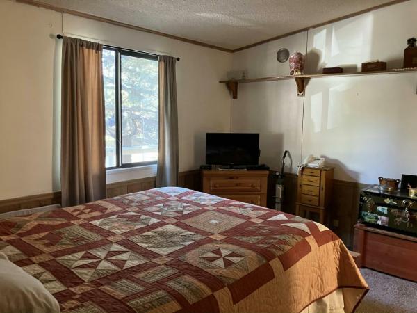 1985 CAVCO Mobile Home For Sale